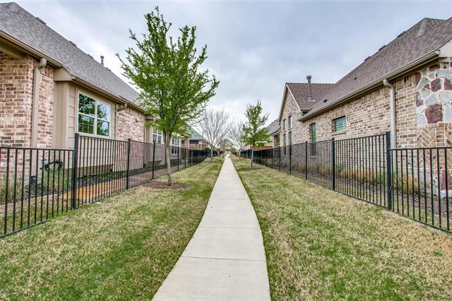 Building Photo - 175 Calla Dr