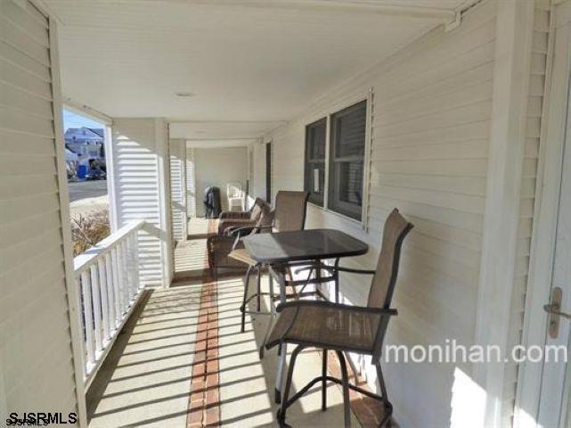 Building Photo - 875 Stenton Pl