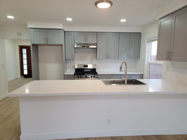 Building Photo - 8287 Lapiz Drive