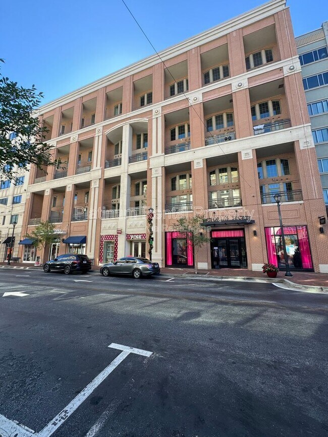 Building Photo - 264 19th St NW