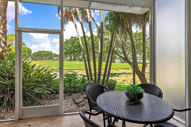 Building Photo - 503 Resort Ln