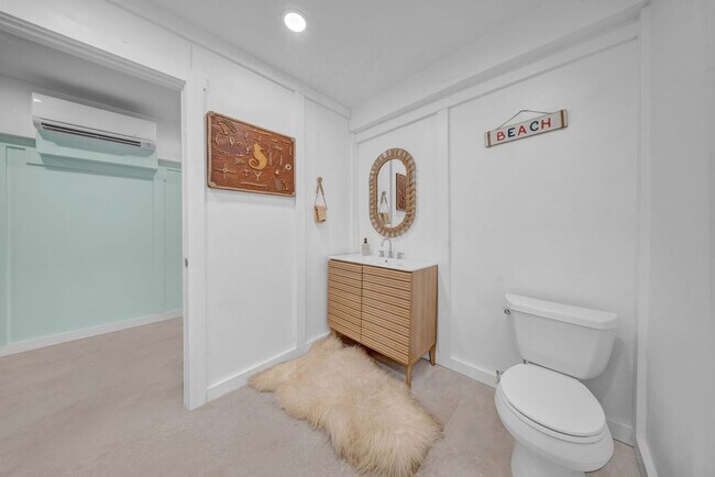 Building Photo - 555 S Gulf Dr