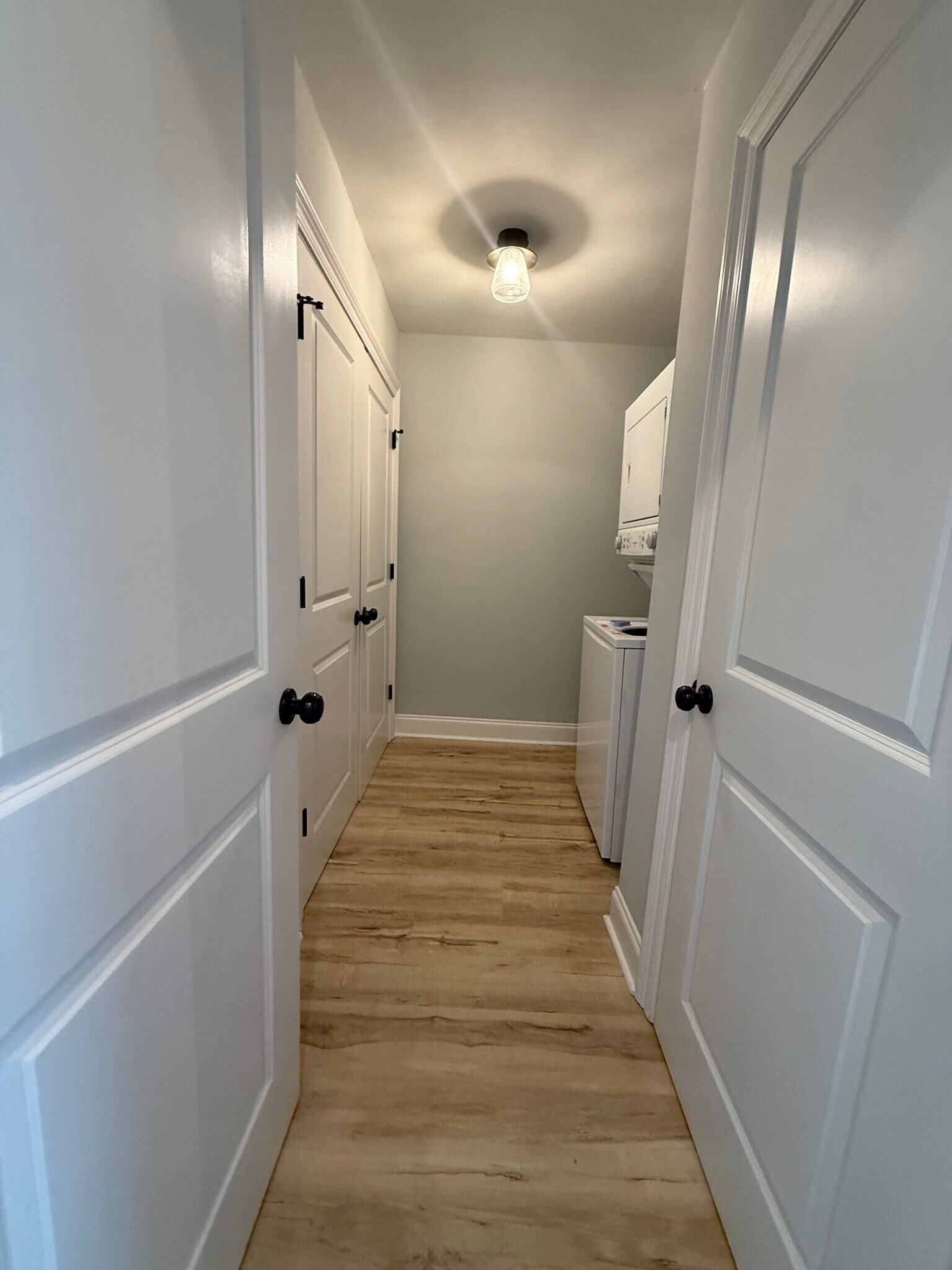 Building Photo - 619 Lavoisier St