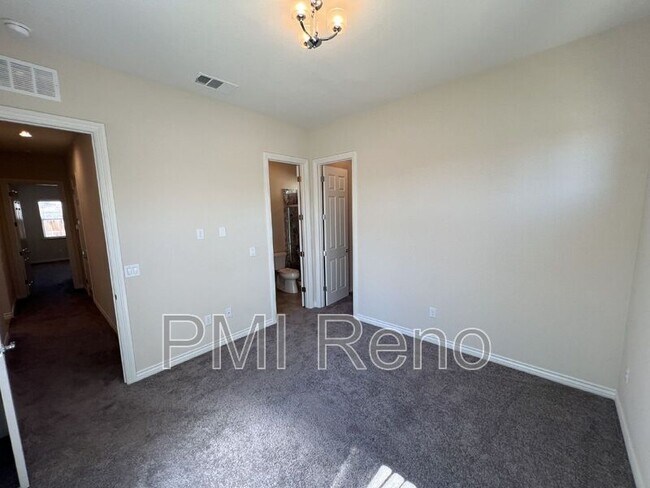 Building Photo - 8378 Simsbury Dr