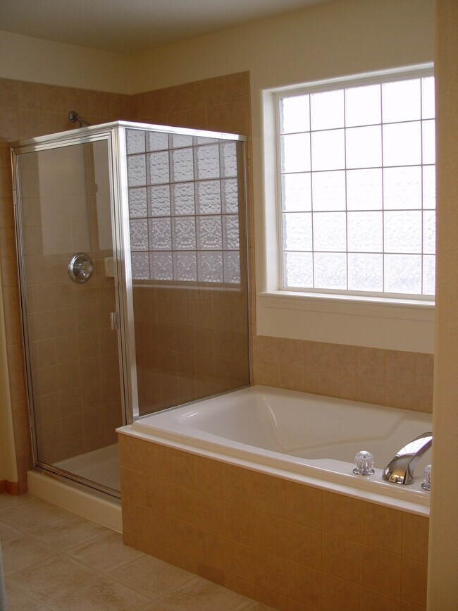 Building Photo - 4186 Cotopaxi Dr