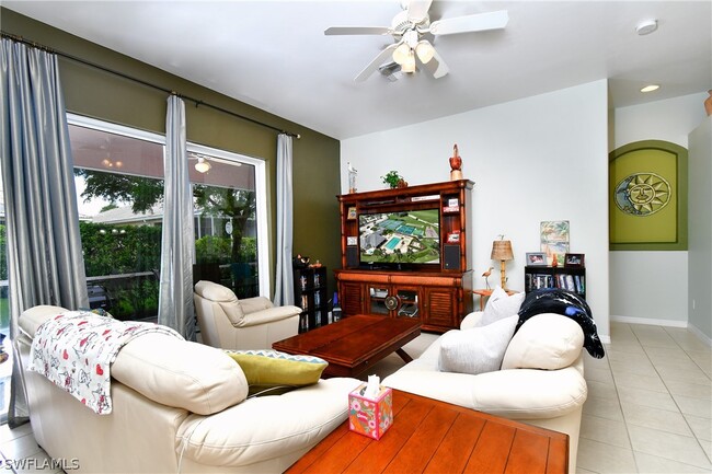 Building Photo - 2162 Oxford Ridge Cir