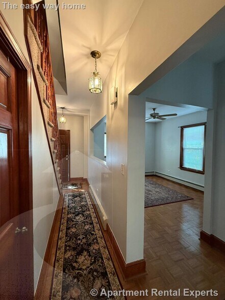 Building Photo - 25 Putnam St