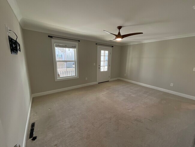 Building Photo - 2308 Echelon Ln