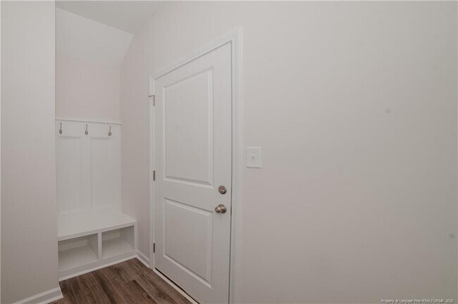 Building Photo - 164 Ziggy Wy