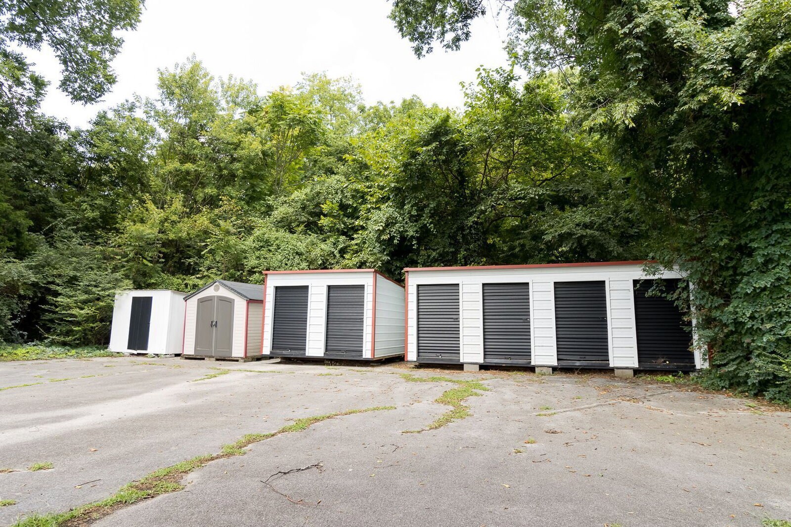 Building Photo - 513 Donaldson Rd