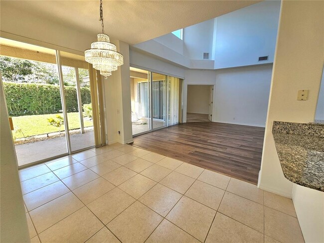 Building Photo - 2307 Messenger Cir