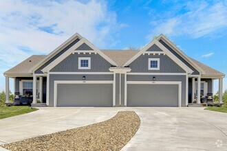 Building Photo - Fairways Villas at City Center