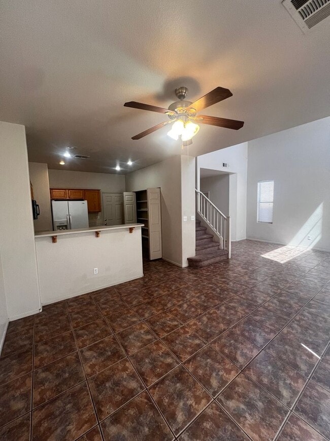 Building Photo - Beautiful Townhome in Gated Black Mountain Vistas (Henderson)