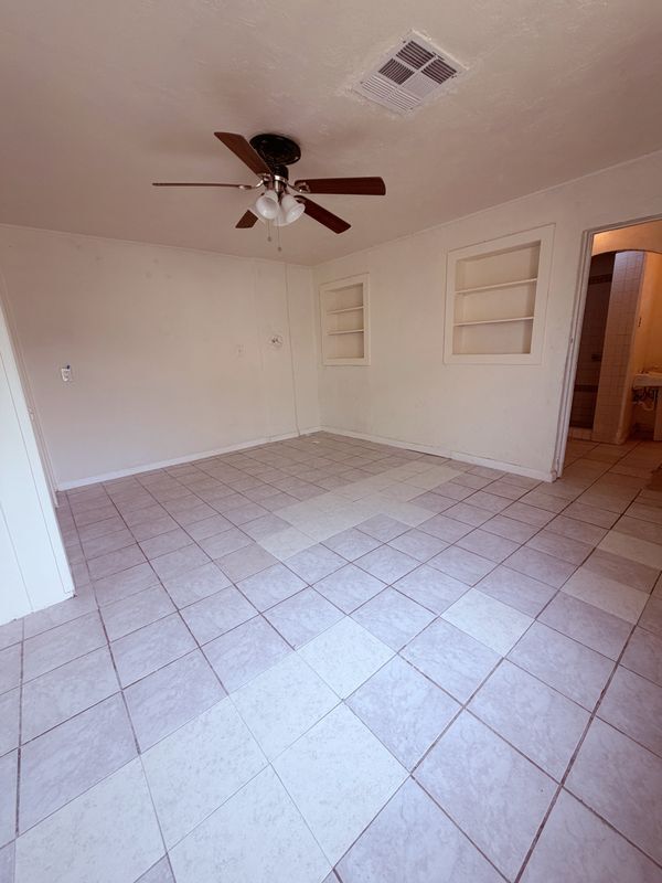 Building Photo - 1235 W Ontario St