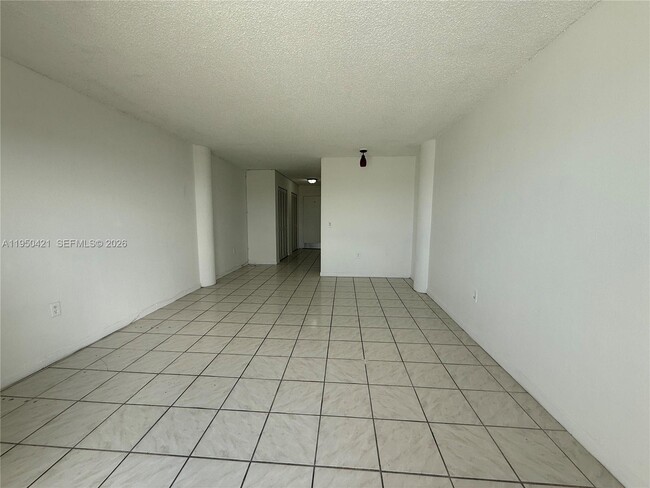 Building Photo - 7904 West Dr