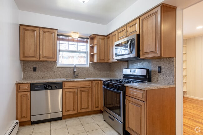 Kitchen-Classic - Partridge Run Apartments