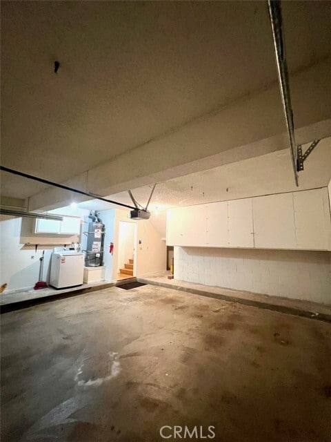 Building Photo - 206 W Cypress Ave