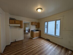 Building Photo - 56 Randolph Ave