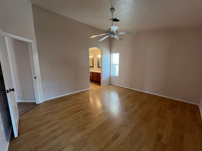 Building Photo - 3 BEDROOM HOME IN THE FOOTHILLS WITH A SPA!