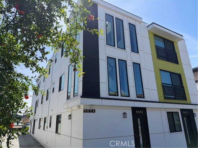 Building Photo - 5654 La Mirada Ave