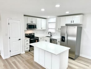 Building Photo - 1351 Whig Ct