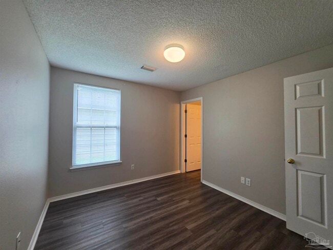 Building Photo - 8660 Figland Ave