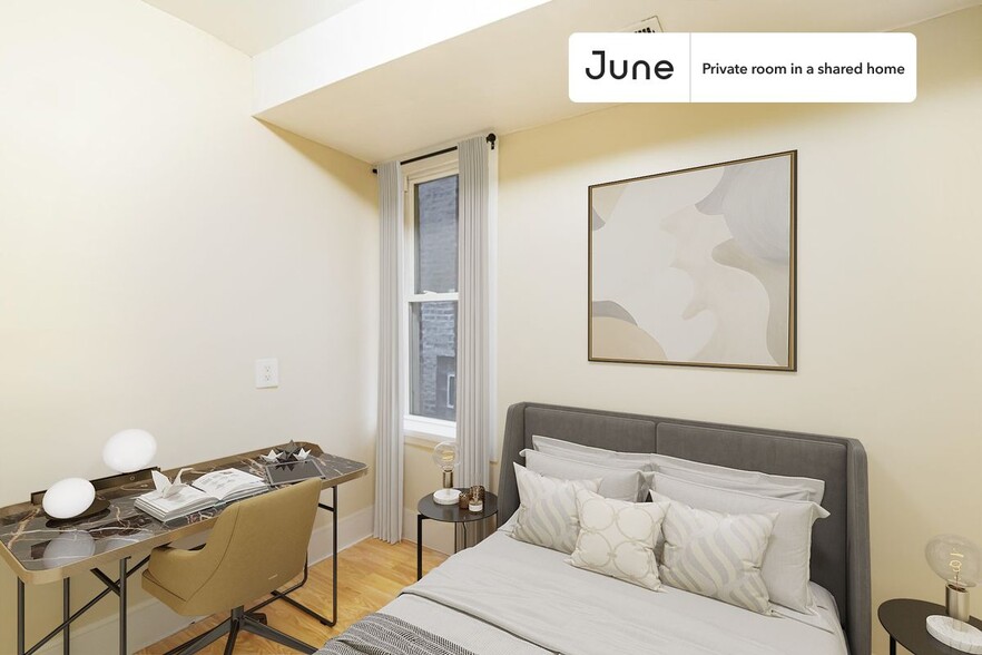 Primary Photo - Private bedroom in 3 bed/1 bath Home