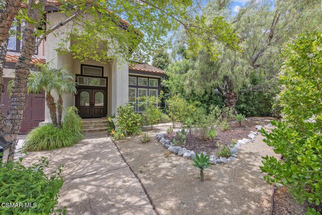 Building Photo - 2521 Sandycreek Dr
