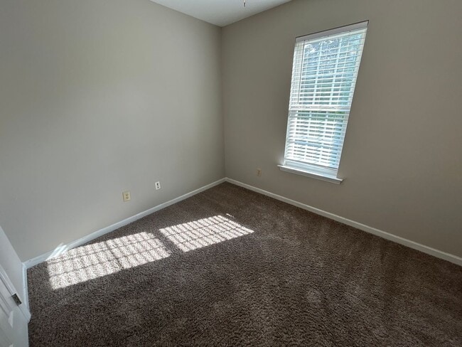 Building Photo - 3 Bedroom | 2.5 Bathroom Raleigh Home with...