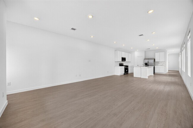 Building Photo - 26123 Sea Rosemary Ln