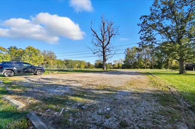 Building Photo - 1927 Vaughn St