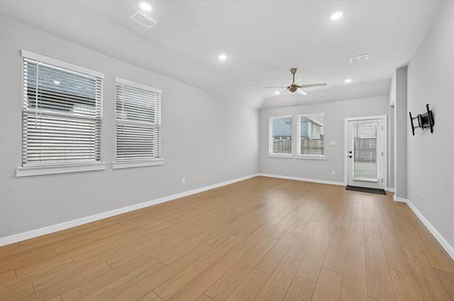 Building Photo - 222 Goosewood Dr