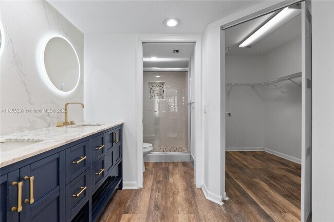 Building Photo - 12750 SW 4th Ct