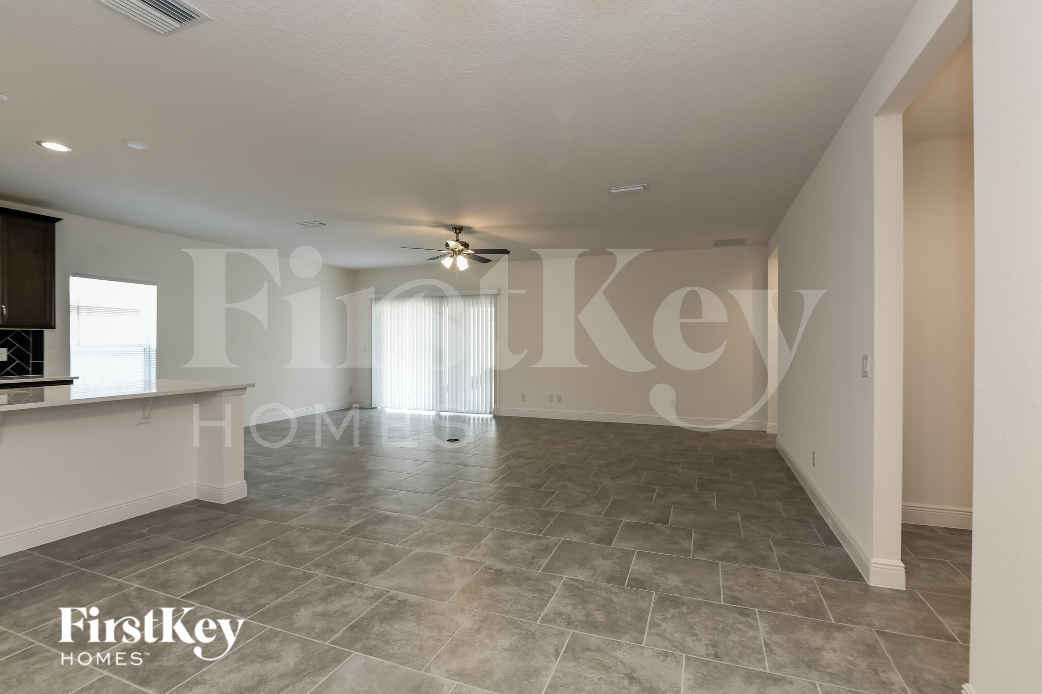 Building Photo - 705 Blackstone St