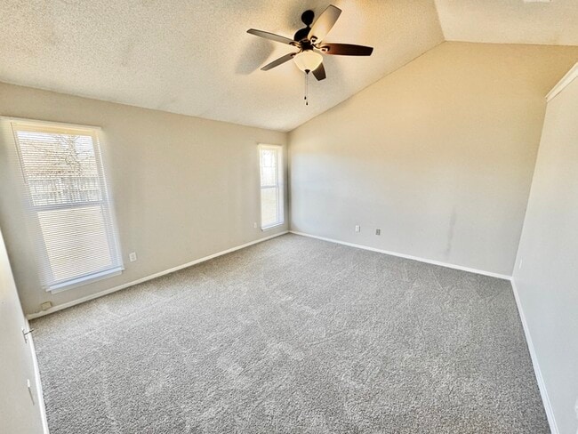 Building Photo - 9117 Preakness Dr