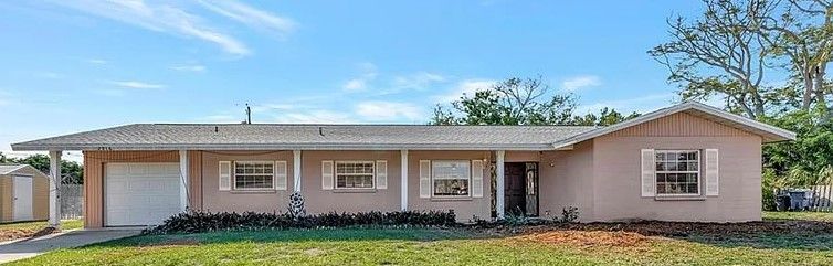 Building Photo - 2916 Woodcrest Dr