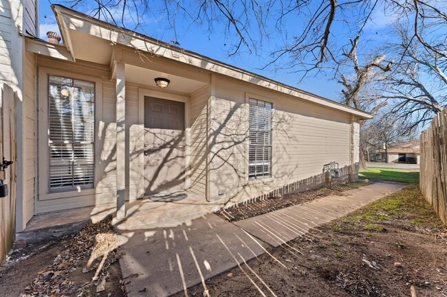 Building Photo - 14202 Sussman Ct