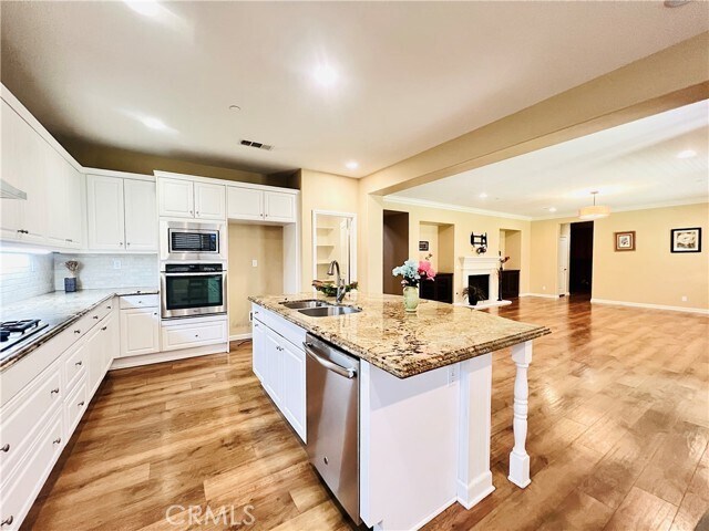 Building Photo - 10920 Playa Del Sol