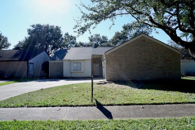 Building Photo - 930 Mesa Terrace Dr