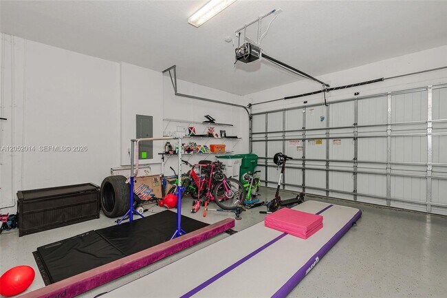 Building Photo - 12835 Bayside Ct