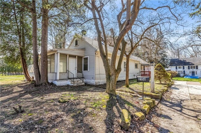 Building Photo - 2150 Glenridge Rd