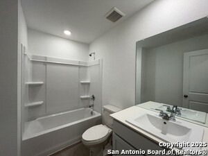 Building Photo - 3307 Gingham Pt