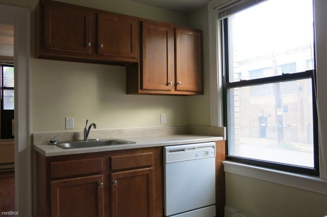 Building Photo - 7239 Penn Ave