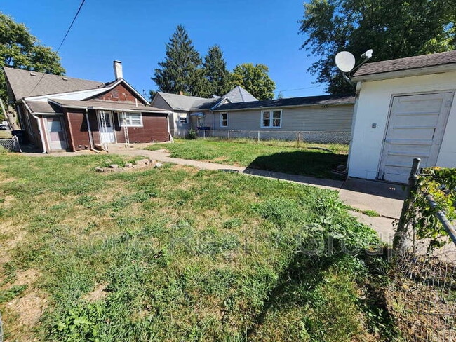 Building Photo - 1333 Buckeye St
