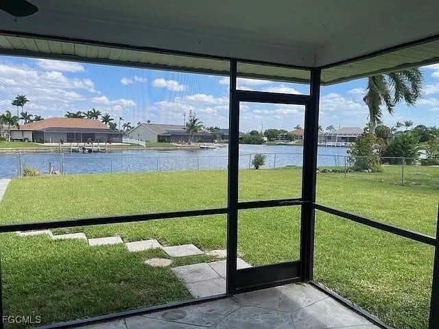 Building Photo - 2321 SE 5th Ct