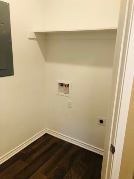 laundry room - 1630 Samples Rd