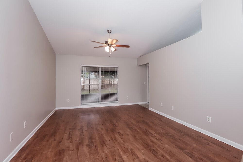 Building Photo - 1012 Cameo Crest Ln