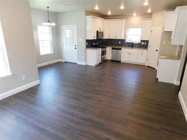 Building Photo - 704 E Jefferson St