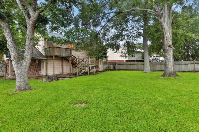 Building Photo - 329 Gleneagles Dr