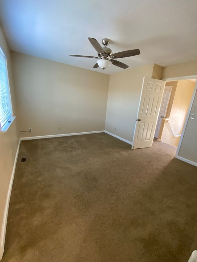 Building Photo - 2 Primary Bedrooms - Close to Travis Air Base - with No Rear Neighbors!